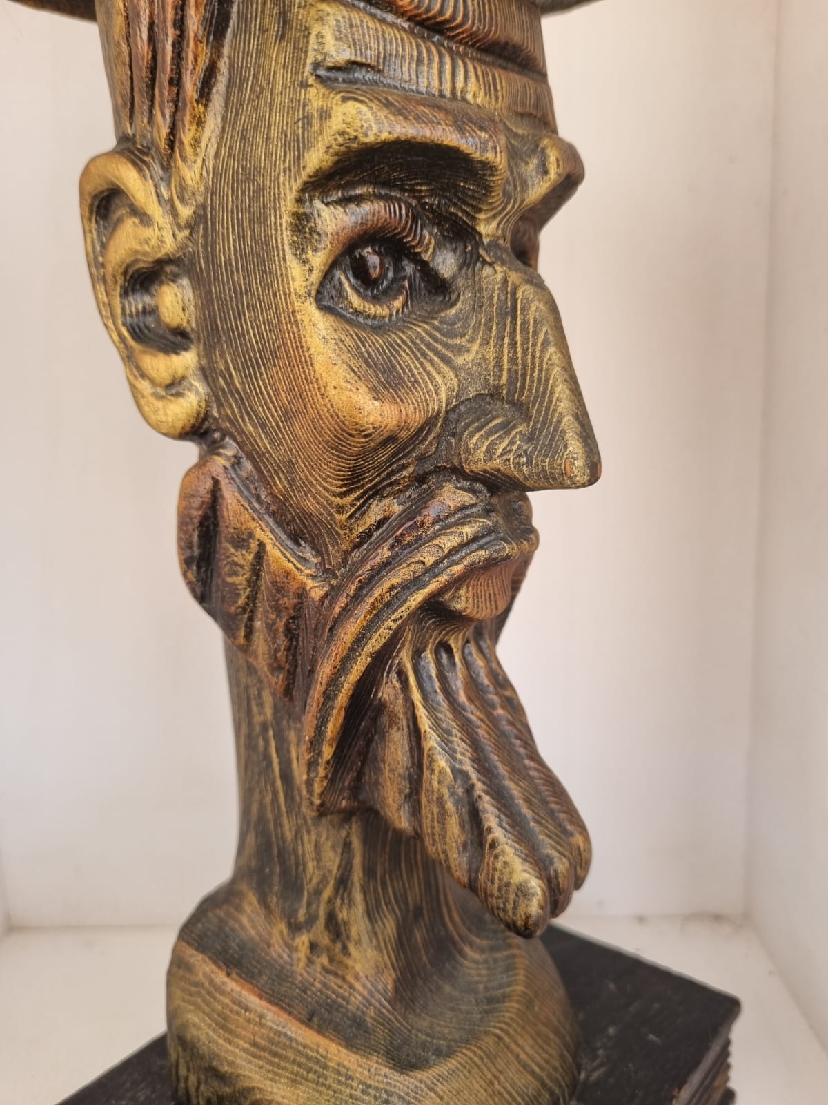 scultura in legno intagliato Don Chisciotte
